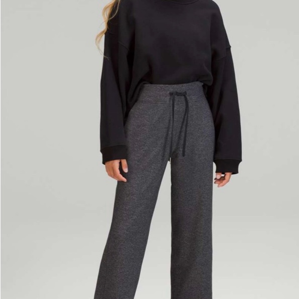 Ready to Rulu Straight Leg High Rise Crop